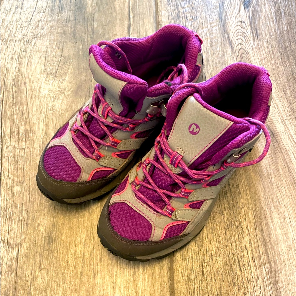 Girls Size 1 Merrell Hiking Boots Waterproof